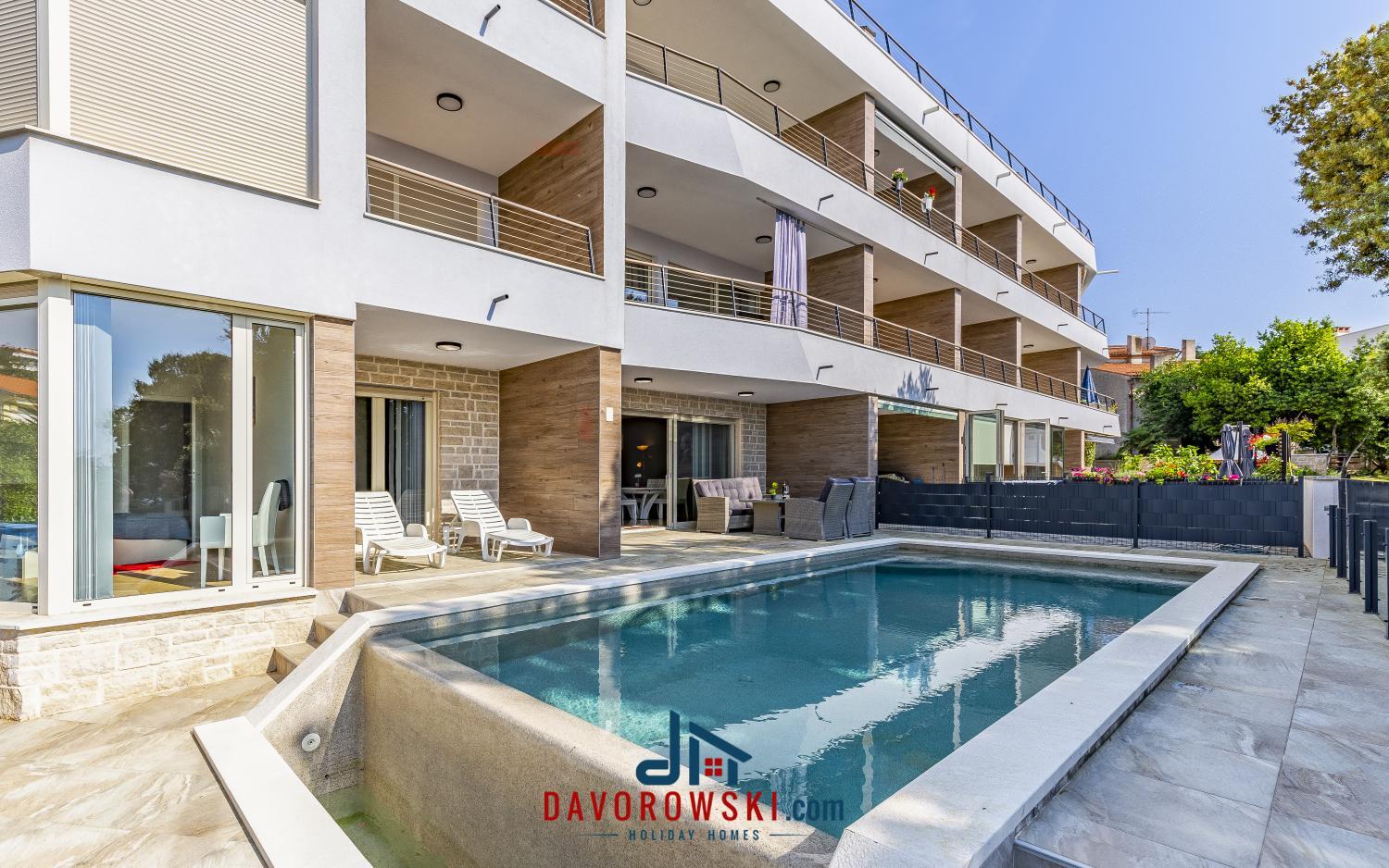 apartment-david-with-pool